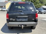 Used 2005 Ford Explorer XLT image 5