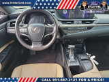 Used 2020 Lexus ES 350 w/ Premium Package image 5
