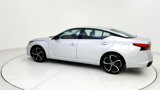 Used 2023 Nissan Altima 2.5 SR image 2