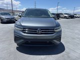 Used 2022 Volkswagen Tiguan SE image 2