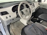 Used 2014 Toyota Sienna LE image 5