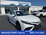 Used 2022 Toyota Camry SE image 2