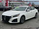 Used 2023 Nissan Altima 2.5 SV image 2