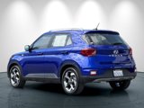 Used 2023 Hyundai Venue Limited image 6