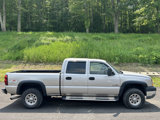 Used 2004 Chevrolet Silverado 2500 W/T w/ Heavy-Duty Power Package image 2