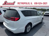 Used 2021 Chrysler Pacifica Touring-L w/ Premium & Safety Sphere Group image 4
