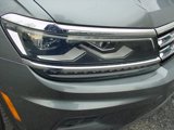 Used 2019 Volkswagen Tiguan SEL Premium image 2