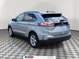 Used 2022 Ford Edge SE image 3