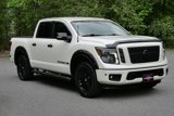Used 2019 Nissan Titan SV w/ SV Convenience Package image 4