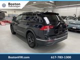 New 2024 Volkswagen Tiguan SE w/ Panoramic Sunroof Package image 2