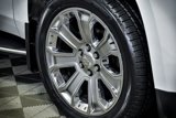 Used 2019 GMC Yukon XL SLT w/ Open Road Package image 3