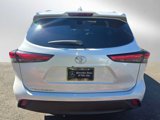 Used 2022 Toyota Highlander XLE image 4