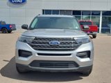 Used 2023 Ford Explorer XLT image 4