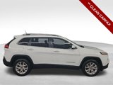 Used 2016 Jeep Cherokee Latitude image 2