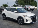 Used 2024 Nissan Kicks SV image 3