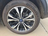 Used 2021 Ford Escape SE w/ SE Sport Appearance Package image 4