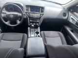 Used 2020 Nissan Pathfinder SV image 2