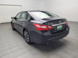 Used 2016 Nissan Altima 2.5 SV image 5