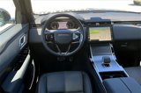 Used 2025 Land Rover Range Rover Velar Dynamic SE image 4