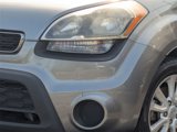 Used 2013 Kia Soul + image 2