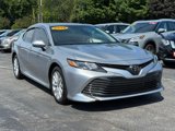 Used 2020 Toyota Camry LE image 3