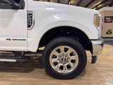 Used 2019 Ford F250 Lariat w/ Chrome Package image 4
