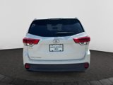 Used 2019 Toyota Highlander LE image 6