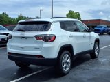 New 2025 Jeep Compass Latitude image 3