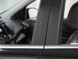 Used 2017 Ford Escape Titanium image 4