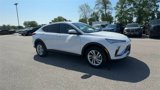 New 2025 Buick Envista Preferred w/ Convenience II Package image 2