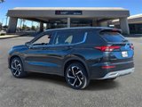 Used 2022 Mitsubishi Outlander SEL image 4