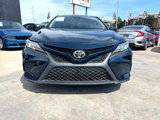 Used 2018 Toyota Camry SE image 2
