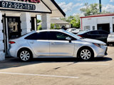 Used 2021 Toyota Corolla LE image 3