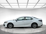 Used 2021 Toyota Camry LE image 2
