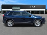 Used 2015 Jeep Cherokee Latitude image 3