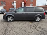 Used 2019 Dodge Grand Caravan SXT image 4