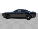 Used 2019 Dodge Challenger SXT image 5