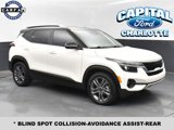 Used 2023 Kia Seltos S w/ Navigation Package image 3