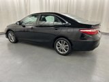 Used 2015 Toyota Camry SE image 3