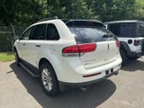 Used 2012 Lincoln MKX FWD image 4