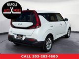 Used 2022 Kia Soul LX w/ Technology Package image 3