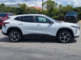 New 2025 Chevrolet Trax RS image 3