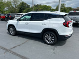 Used 2024 GMC Terrain SLT image 4