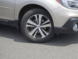 Used 2018 Subaru Outback 2.5i Limited image 2