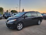 Used 2013 Toyota Sienna LE image 3