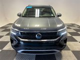Certified 2022 Volkswagen Taos SE image 2