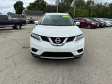 Used 2016 Nissan Rogue SV image 3
