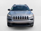 Used 2017 Jeep Cherokee Sport image 2