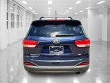 Used 2017 Kia Sorento LX image 4