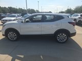 Used 2022 Nissan Rogue Sport S image 5